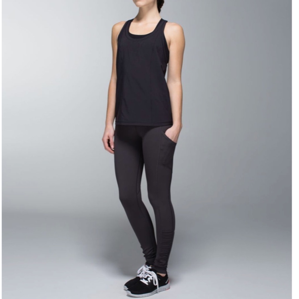 Lululemon Athletic Lightened Up Singlet Gym Tank Black Size 6